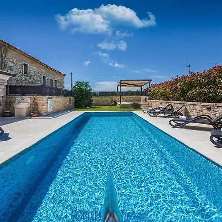 Lori Nova Vas (Porec)